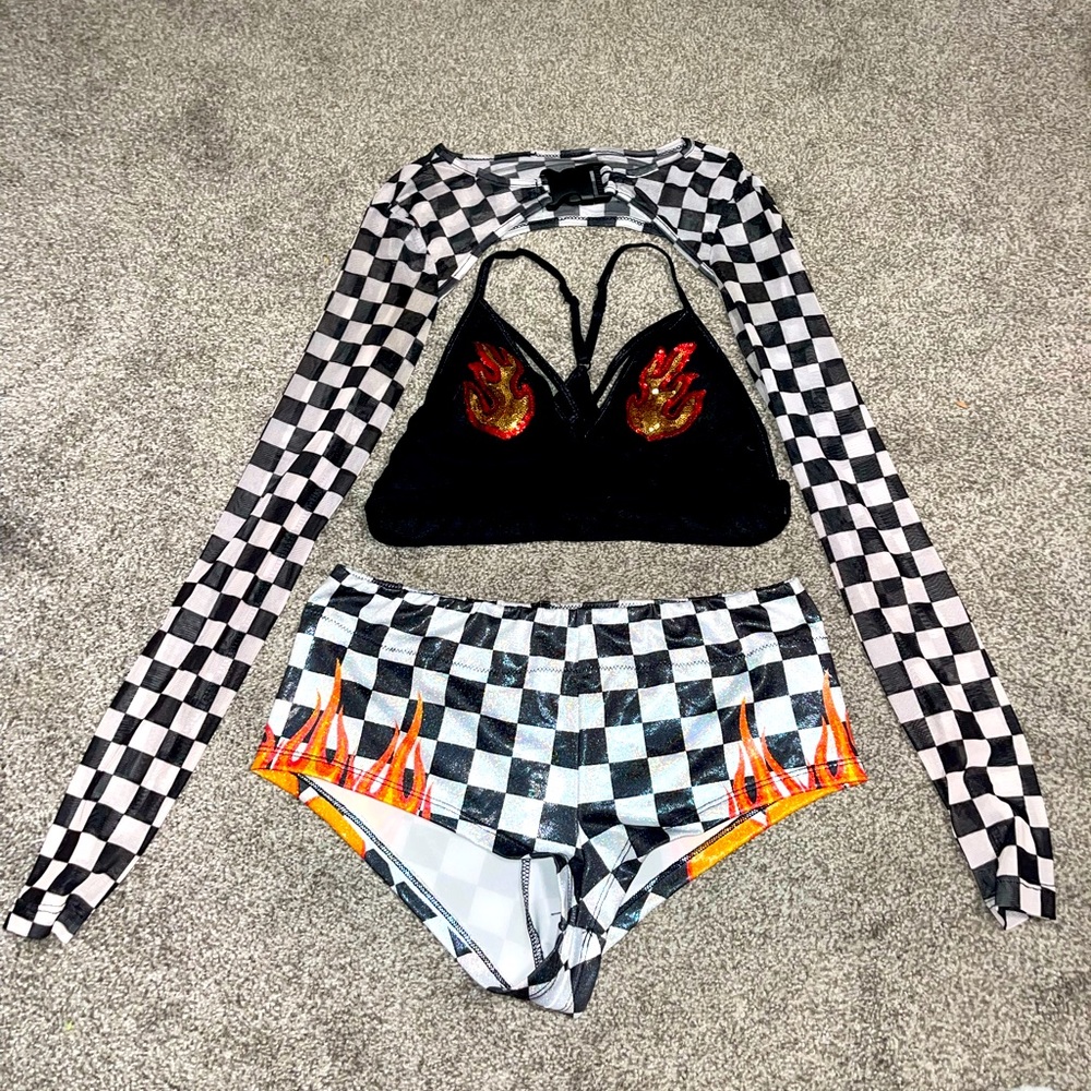 Checkered Flame 3 Piece Set